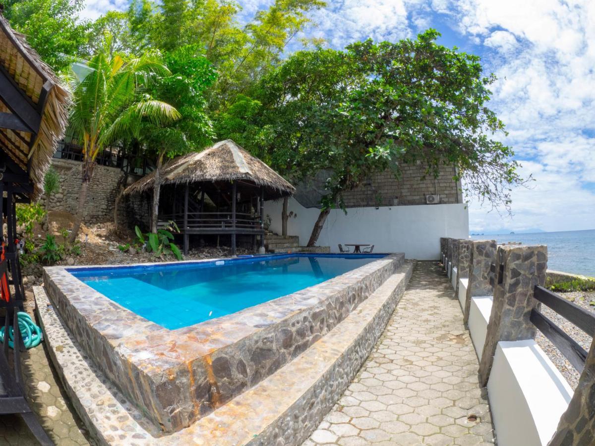 Blue Ribbon Dive Resort Mabini  Exterior photo