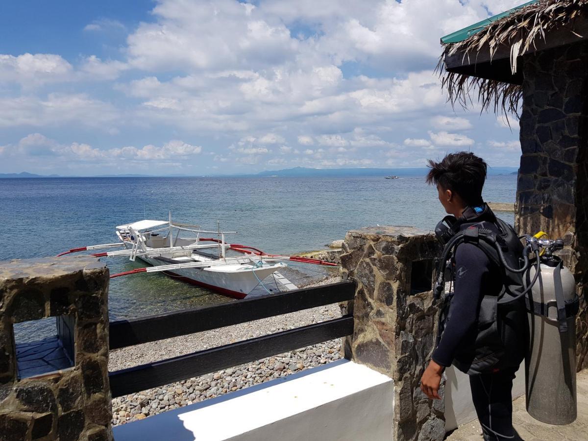 Blue Ribbon Dive Resort Mabini  Exterior photo